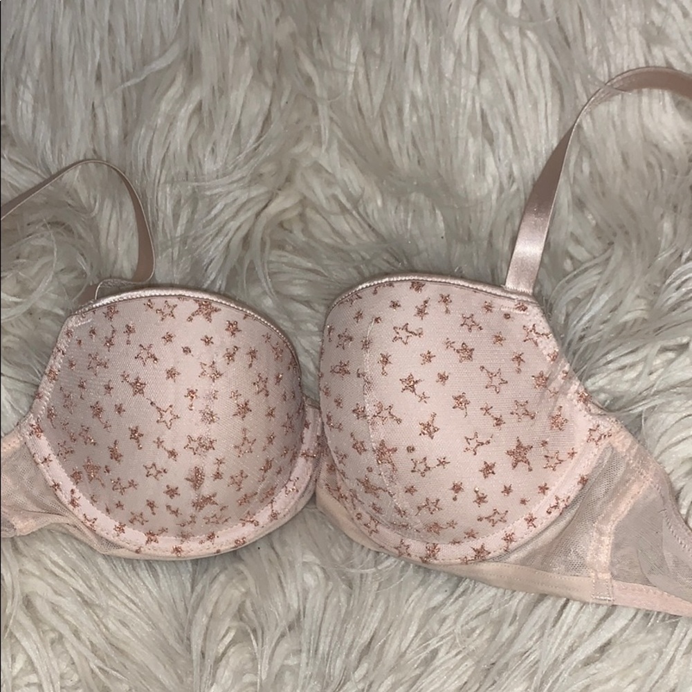 Victoria’s Secret 32C Rose gold star Bra